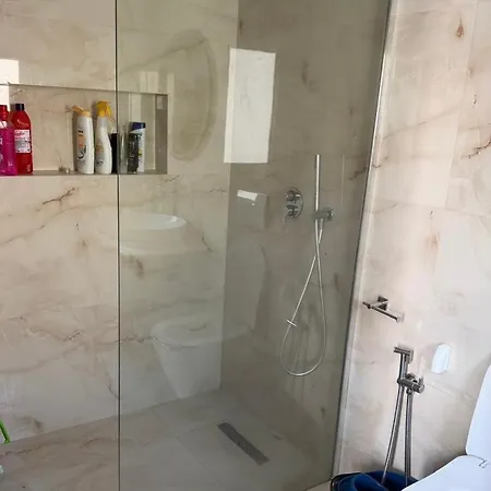 Apartamento Elara Tirana